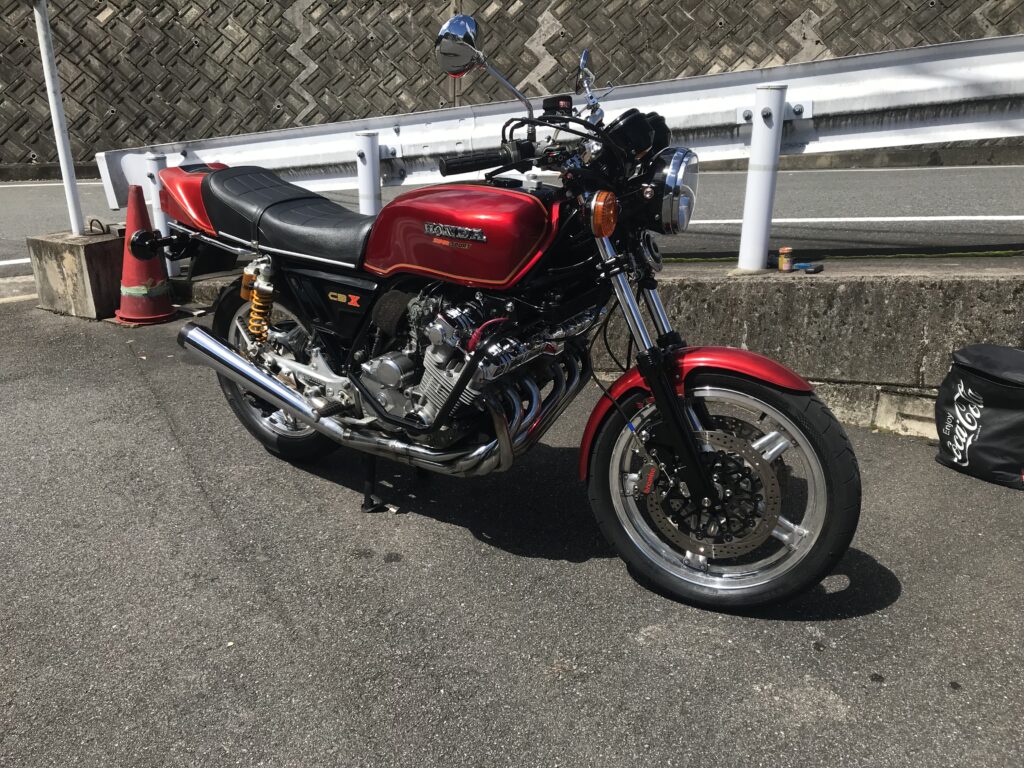 CBX1000