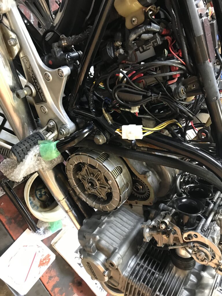 クラッチ