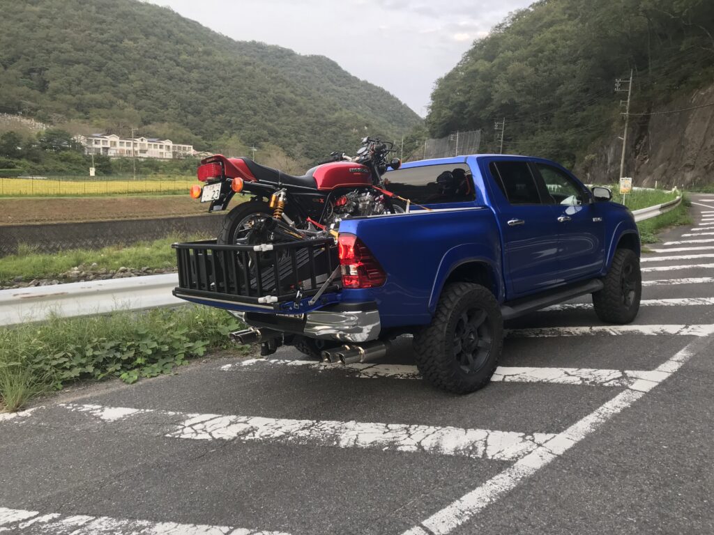 CBX1000-トランポ-帰宅中3