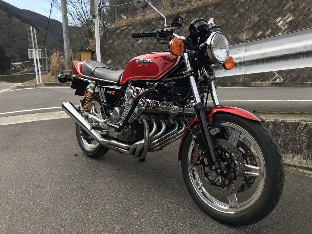 CBX1000