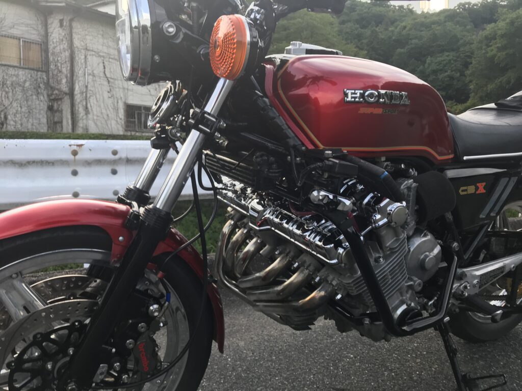 CBX1000-6気筒エンジン