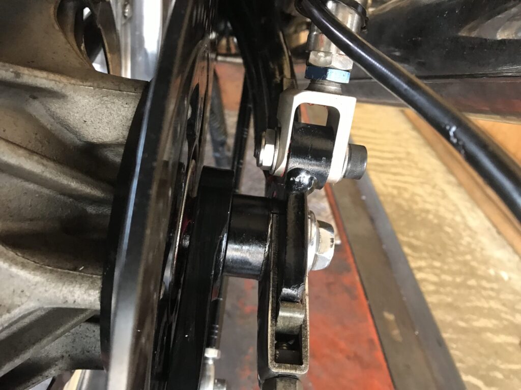 CBX1000-オーリンズアンダーブラケット