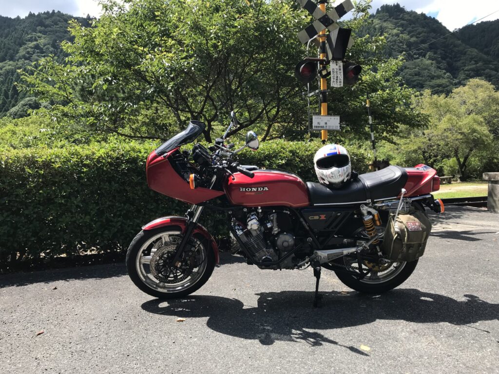 CBX1000-カウル