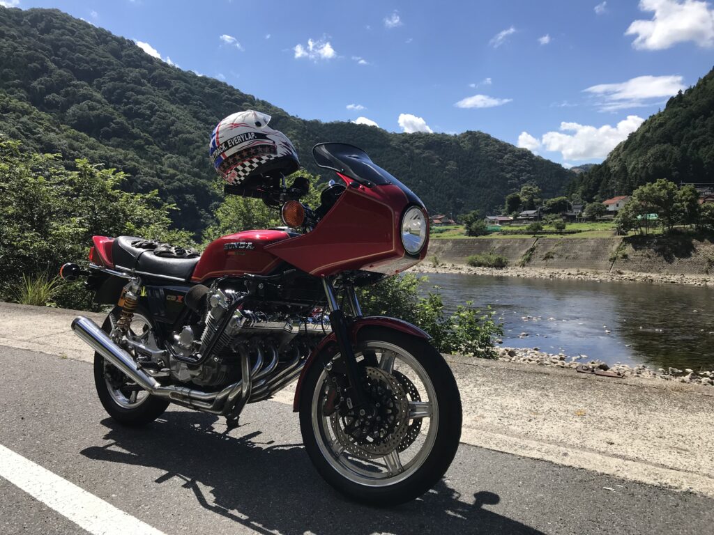 CBX1000