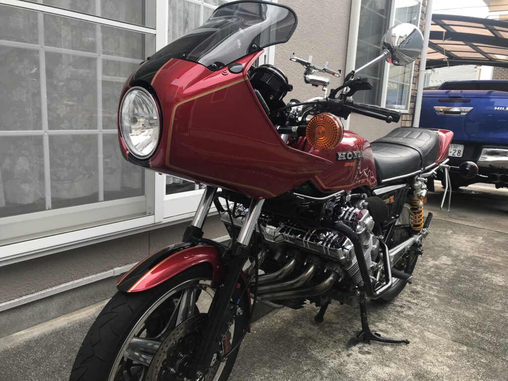 CBX1000-サイドバッグ取外し