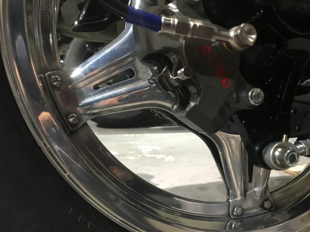 CBX1000-ブレンボ84mmCNC