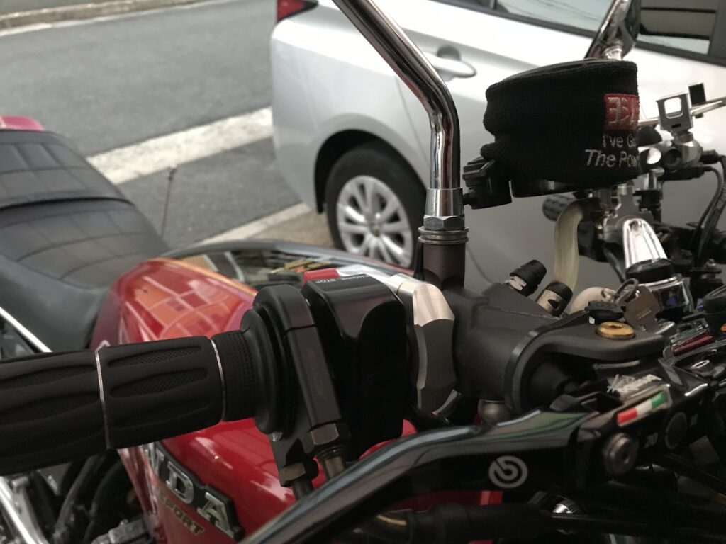 CBX1000-サイドミラーを調整