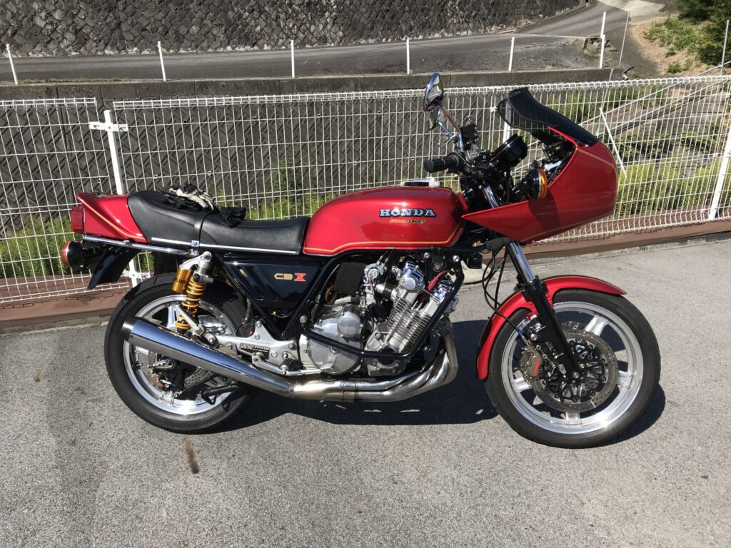 CBX1000