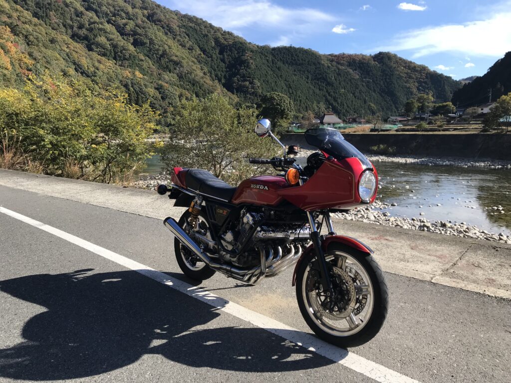 CBX1000