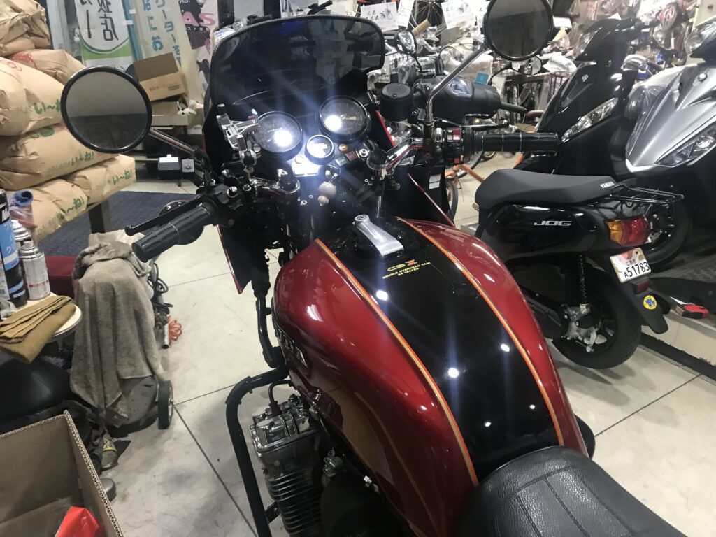 CBX1000