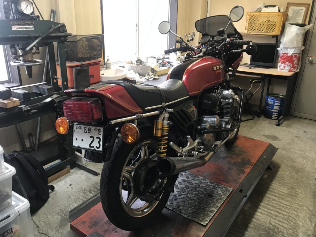 CBX1000