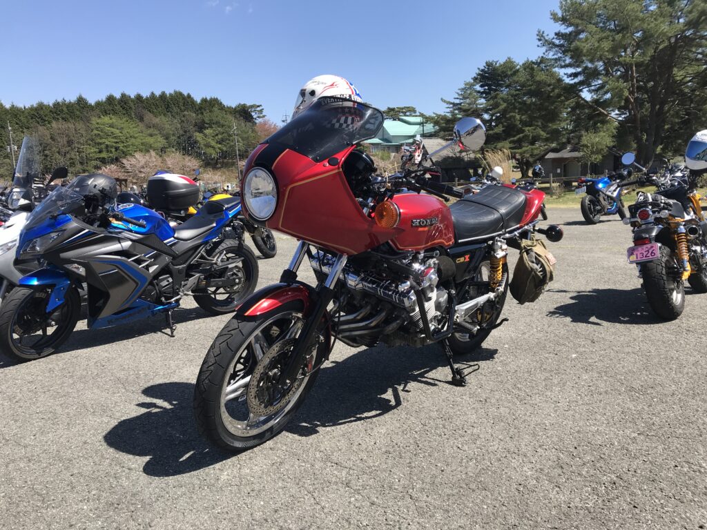車輪村2023の駐輪場にて