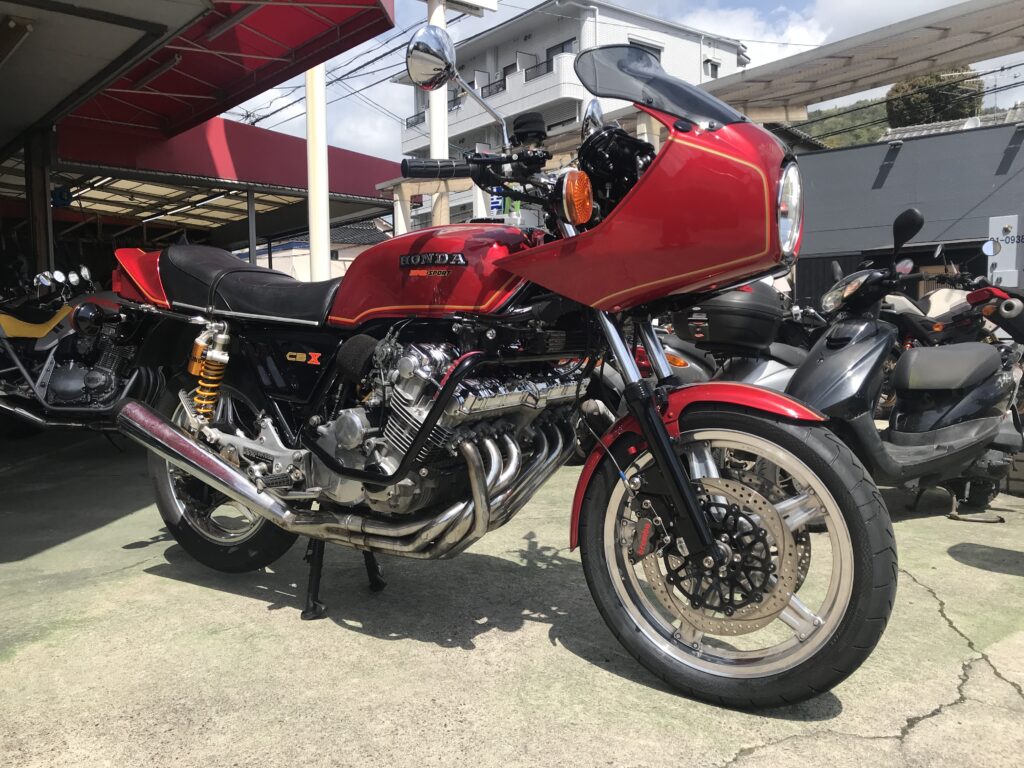 CBX1000
