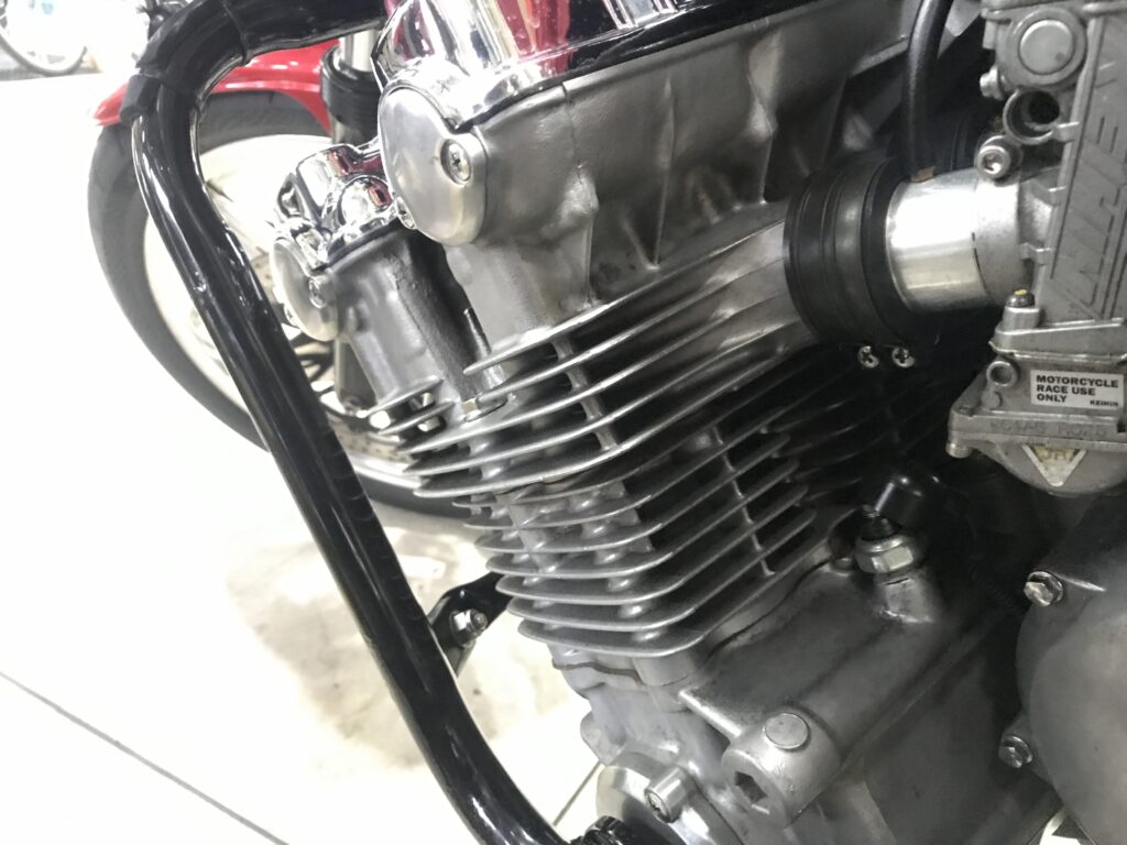 CBX1000-エンジン