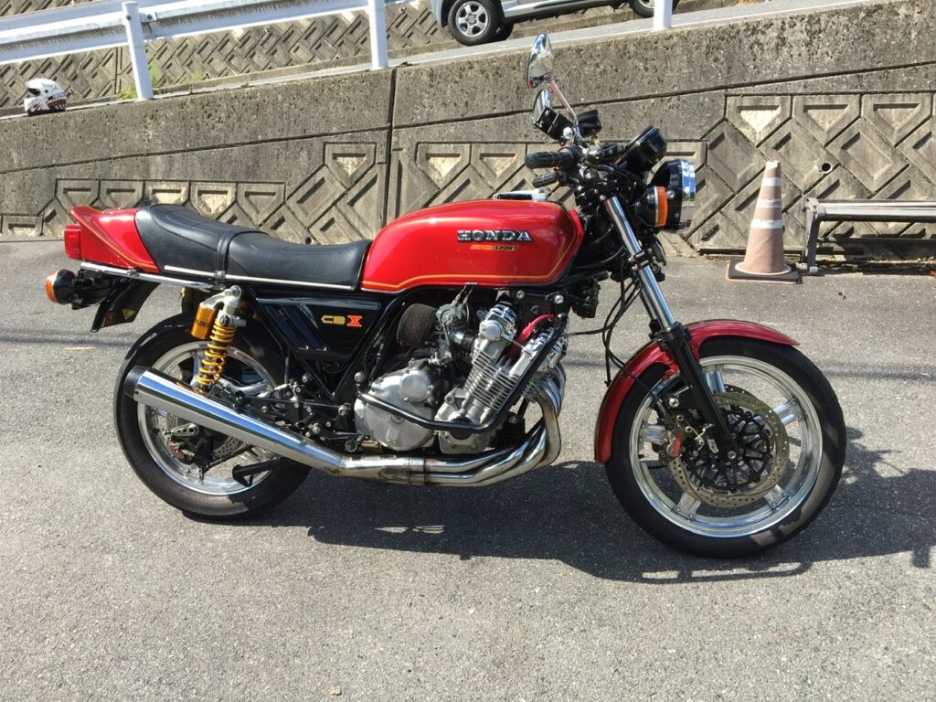 CBX1000