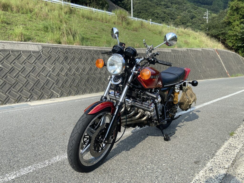 CBX1000