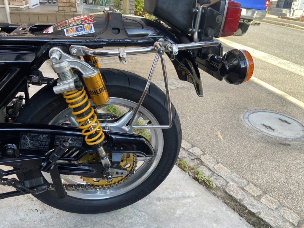 CBX1000 サイドバッグ ステー