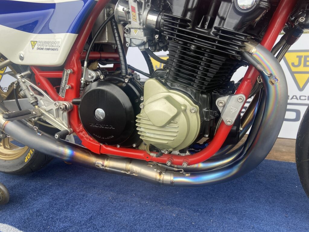 CB1100R