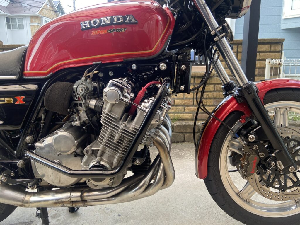CBX1000