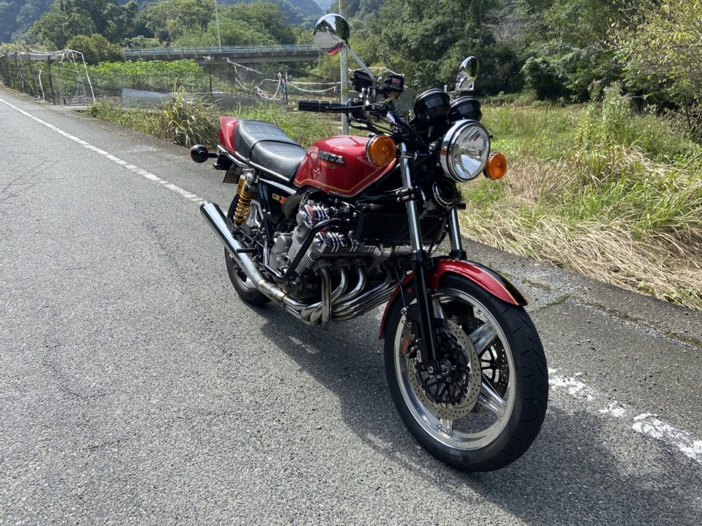 CBX1000-オイルクーラー変更後