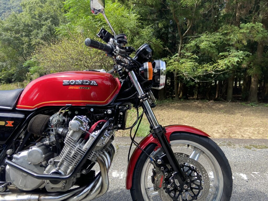 CBX1000