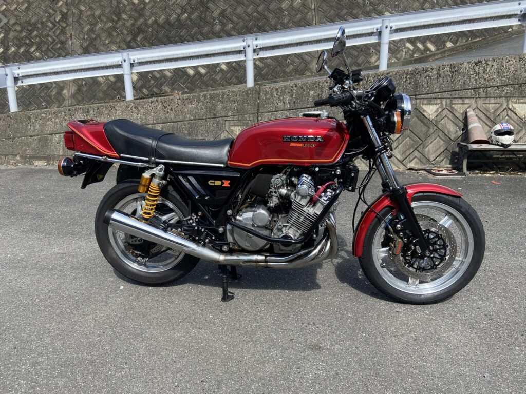 CBX1000